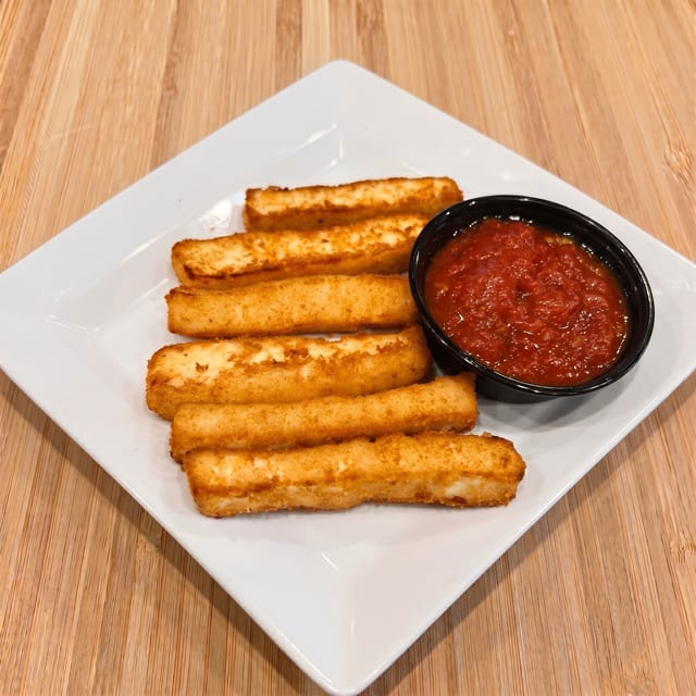 Halloumi Sticks (6pc).