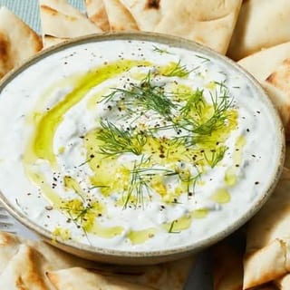 Sriracha Tzatziki Dip (12oz)